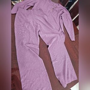 Lilac oversized Pullover and wide leg pants Size: Large